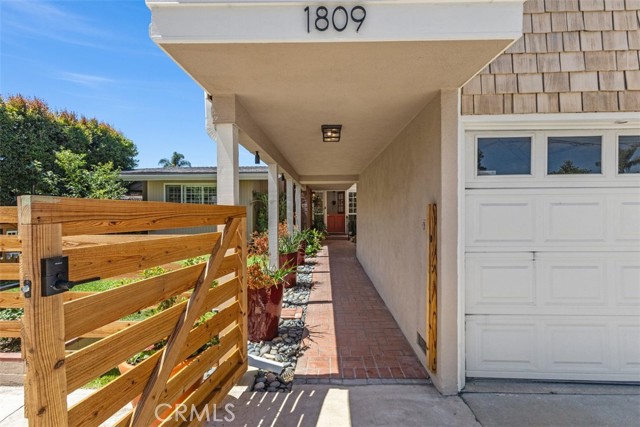 Detail Gallery Image 7 of 30 For 1809 Tustin Ave, Costa Mesa,  CA 92627 - 3 Beds | 2 Baths