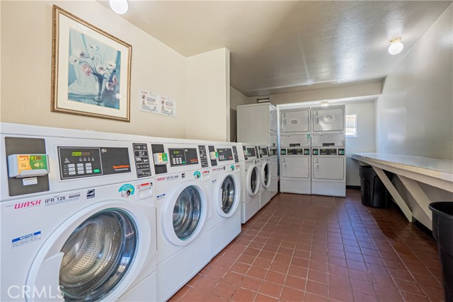 Detail Gallery Image 2 of 20 For 633 New Los Angeles Ave, Moorpark,  CA 93021 - 3 Beds | 1/1 Baths