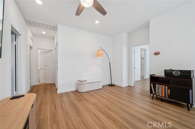 Detail Gallery Image 18 of 64 For 16233 Lozano St #2,  Fontana,  CA 92336 - 3 Beds | 2/1 Baths