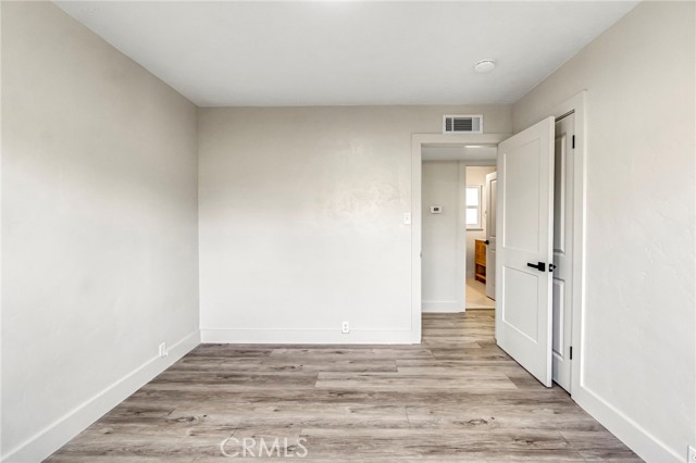 Detail Gallery Image 19 of 41 For 2824 E Brown Ave, Fresno,  CA 93703 - 3 Beds | 2 Baths