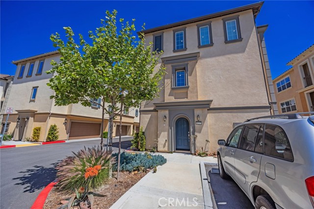 8227 Traveller Street, Chino CA: https://media.crmls.org/medias/60c02bc7-240f-4449-89ad-fa0b6c988363.jpg