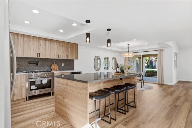 16 Presidio, Palm Desert, CA 92260