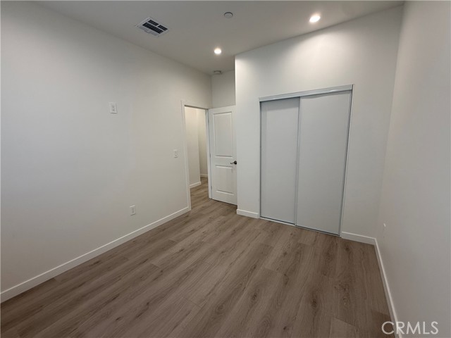 6549 Satsuma Avenue photo 11