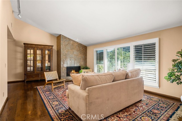 2921 Graceland Way photo 6