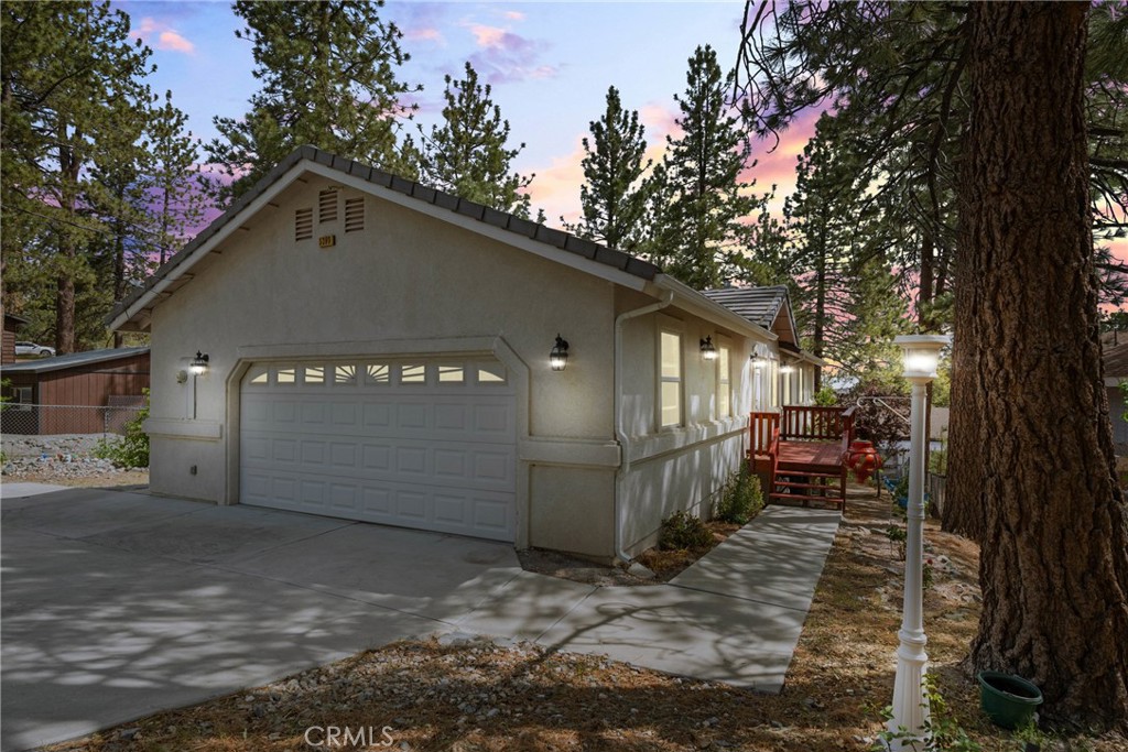 5399 Lone Pine Canyon Road