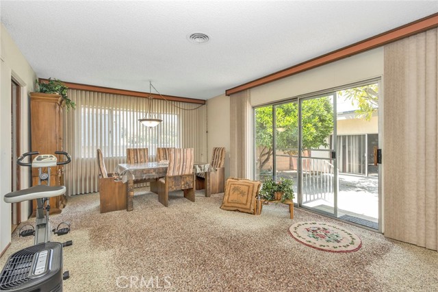 Image 7 of 39 For 16065 Doublegrove Street