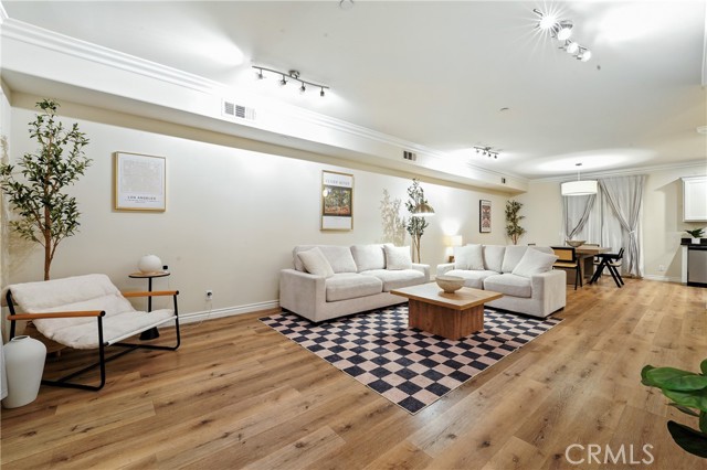 Detail Gallery Image 21 of 53 For 5805 Monterey Rd, Los Angeles,  CA 90042 - 3 Beds | 2/1 Baths