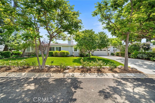 13782 Gershon Place, North Tustin CA: https://media.crmls.org/medias/60c2df4c-15fb-4b0b-9547-8e09aa8cc296.jpg