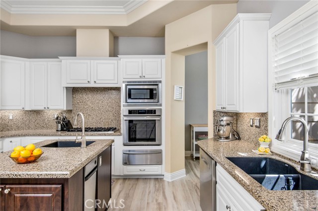 Detail Gallery Image 21 of 75 For 10501 Woodview Cir, Orange,  CA 92869 - 7 Beds | 6/1 Baths