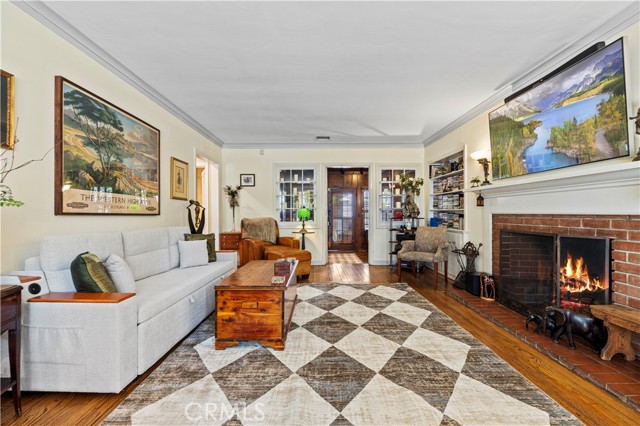 Detail Gallery Image 3 of 62 For 4416 Morella Ave, Studio City,  CA 91607 - 2 Beds | 2 Baths