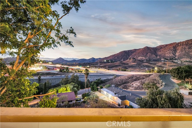 20289 Westpoint Drive, Riverside CA: https://media.crmls.org/medias/60c519a5-4971-47ad-b797-c207e8f45b38.jpg