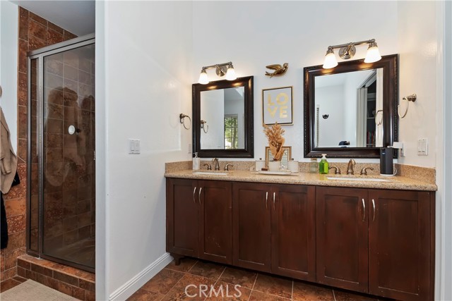 26746 Oakmont Drive, Lake Arrowhead CA: https://media.crmls.org/medias/60c66653-91eb-4a56-98ad-d195478dcdda.jpg