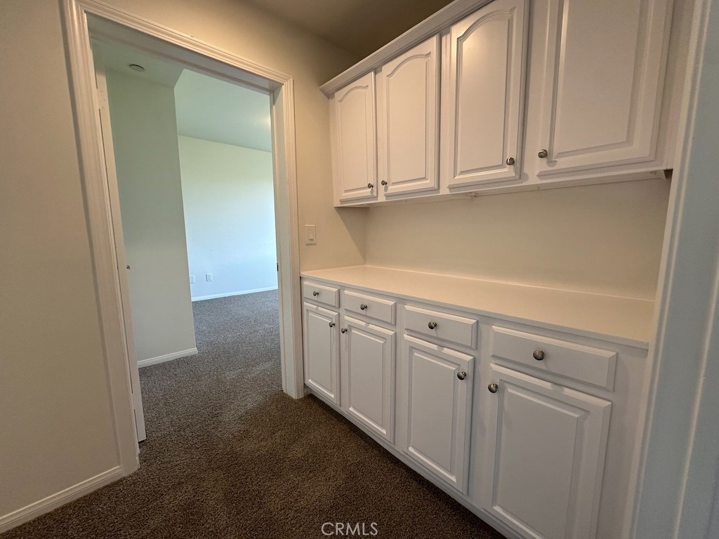 https://media.crmls.org/medias/60c675ea-4b81-4b4a-8651-d1078b6c1028.jpg?preset=X-Large