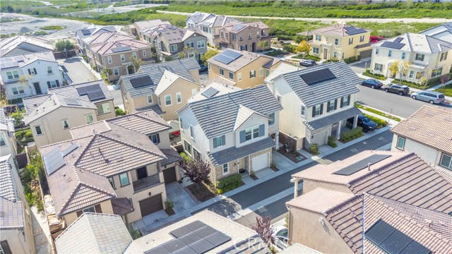 Detail Gallery Image 31 of 33 For 8635 Autumn Path St, Chino,  CA 91708 - 3 Beds | 2/1 Baths