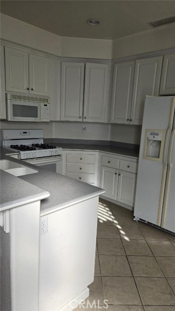 Detail Gallery Image 14 of 31 For 4413 Saint Andrews, Chino Hills,  CA 91709 - 3 Beds | 2/1 Baths