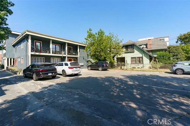 425 N Raymond Avenue, Pasadena CA: https://media.crmls.org/medias/60c89f4e-b187-4bc7-8642-4962a8b95771.jpg