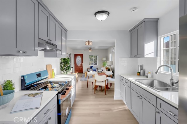 1612 West 71st Street photo 32