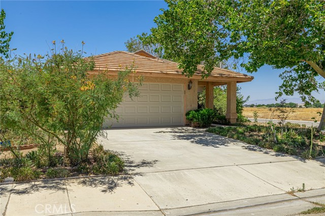 Image 2 for 44959 13Th St, Lancaster, CA 93535