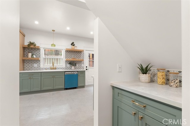 Detail Gallery Image 30 of 46 For 5850 Burwood Ave, Los Angeles,  CA 90042 - 3 Beds | 2 Baths