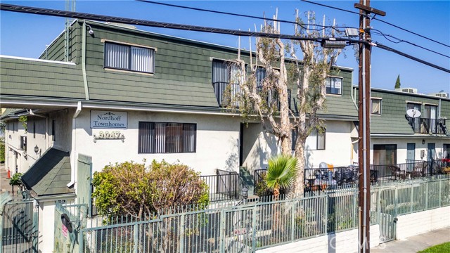 Detail Gallery Image 20 of 22 For 9047 Langdon Ave #6,  North Hills,  CA 91343 - 2 Beds | 2 Baths