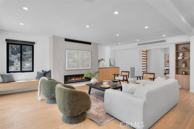 Drew Fenton | 17433 Camino De Yatasto Pacific Palisades CA | MLS: 7355290