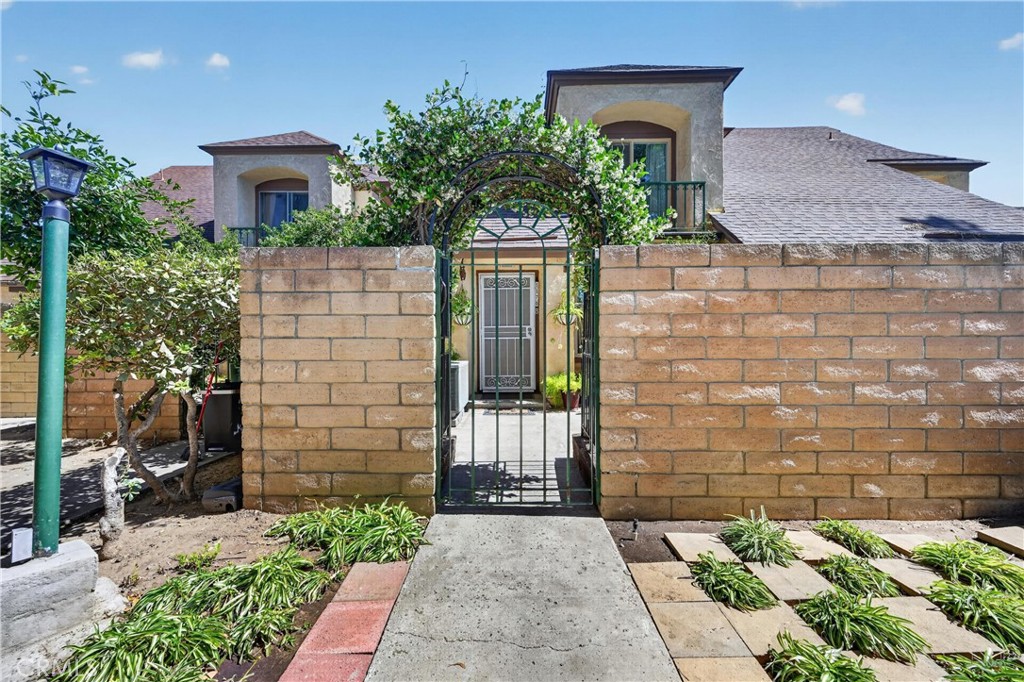 1170 Border Avenue #B3