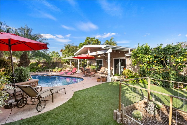 Detail Gallery Image 28 of 33 For 3165 Bermuda Dr, Costa Mesa,  CA 92626 - 3 Beds | 2 Baths