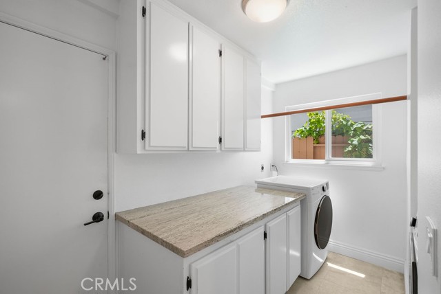 Detail Gallery Image 17 of 20 For 201 La Costa Ct, Costa Mesa,  CA 92627 - 4 Beds | 3 Baths
