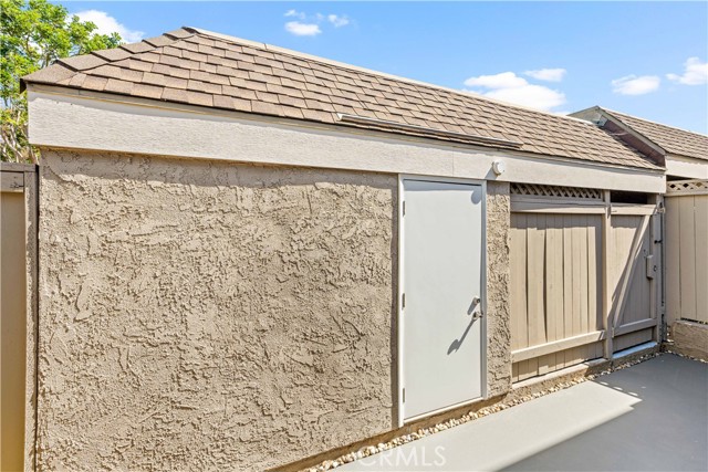 Detail Gallery Image 28 of 35 For 21 Summerwalk Ct, Newport Beach,  CA 92663 - 2 Beds | 2 Baths