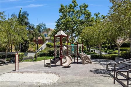 4 Gavilan, Rancho Santa Margarita CA: https://media.crmls.org/medias/60d2587f-667e-48c8-a663-396183a194c0.jpg