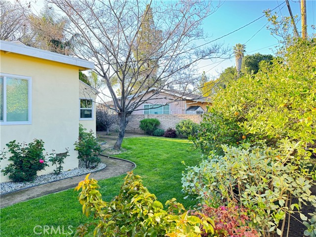 Detail Gallery Image 18 of 20 For 7316 Oakdale Ave, Winnetka,  CA 91306 - 4 Beds | 2 Baths