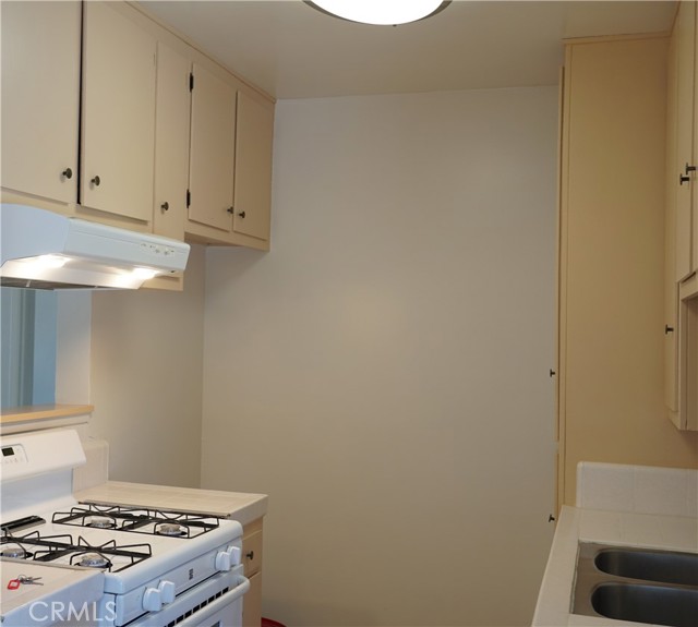 Detail Gallery Image 6 of 11 For 1035 S Alma St #4,  San Pedro,  CA 90731 - 1 Beds | 1 Baths