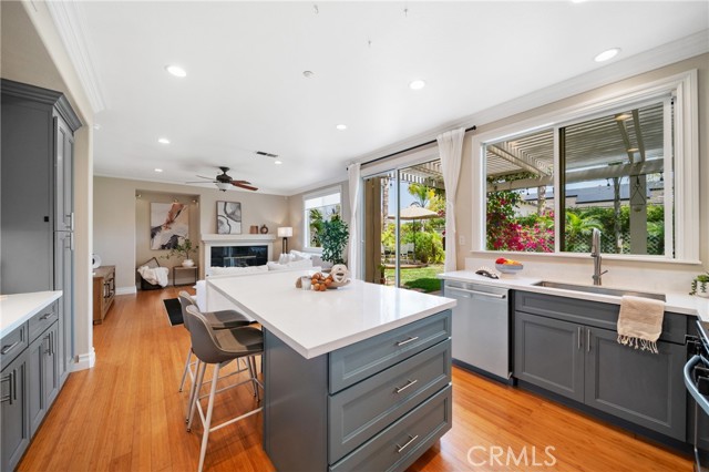 2 Corte Arbertura, San Clemente CA: https://media.crmls.org/medias/60d6725a-f5da-4025-824c-34ba7be66652.jpg