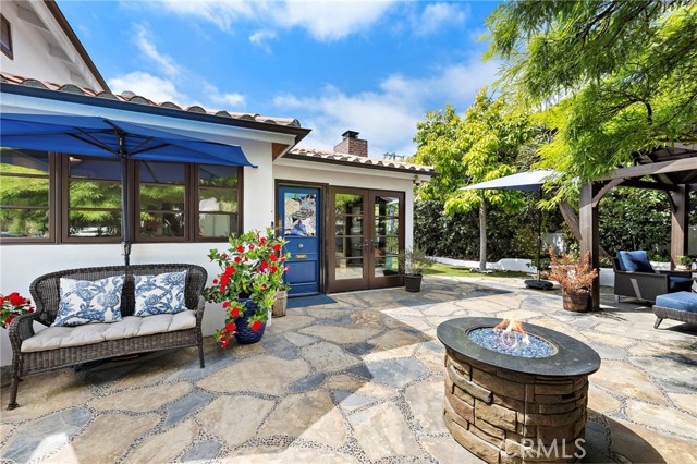 490 Agate, Laguna Beach CA: https://media.crmls.org/medias/60d87823-2ff2-44a2-ad7d-ef2446034bb1.jpg