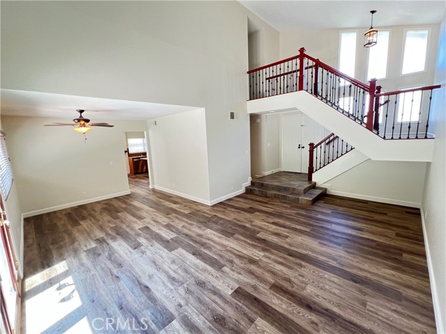 7924 E Woodsboro Avenue, Anaheim CA: https://media.crmls.org/medias/60d87fc3-8952-421b-b69f-17b10ed5f182.jpg