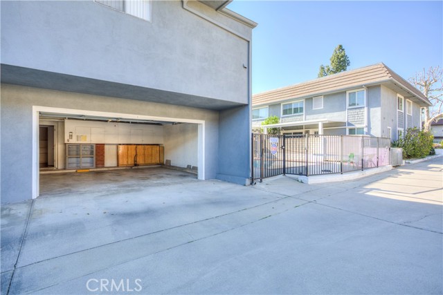 Detail Gallery Image 5 of 27 For 850 Arcadia, Arcadia,  CA 91007 - 2 Beds | 2/1 Baths