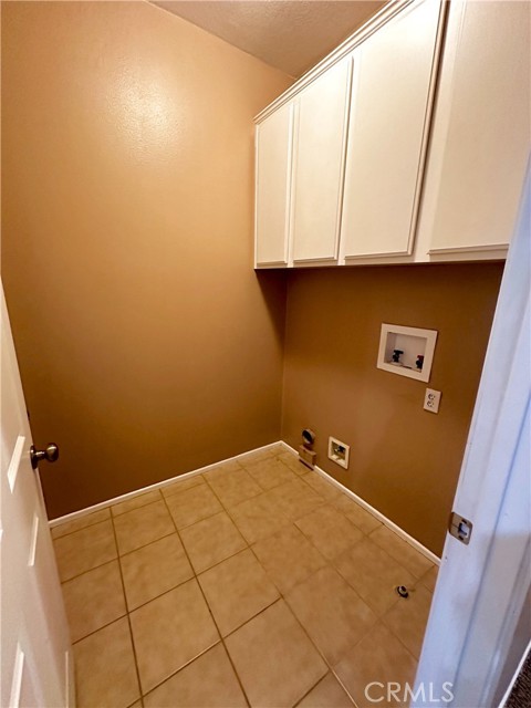 11500 Park Trails Street, Riverside CA: https://media.crmls.org/medias/60d99dc3-6574-452c-bcb9-9b2c6fbb9b38.jpg