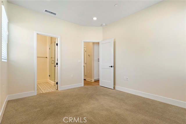 Detail Gallery Image 6 of 14 For 2043 Lincoln Ave, Torrance,  CA 90501 - 2 Beds | 2/1 Baths