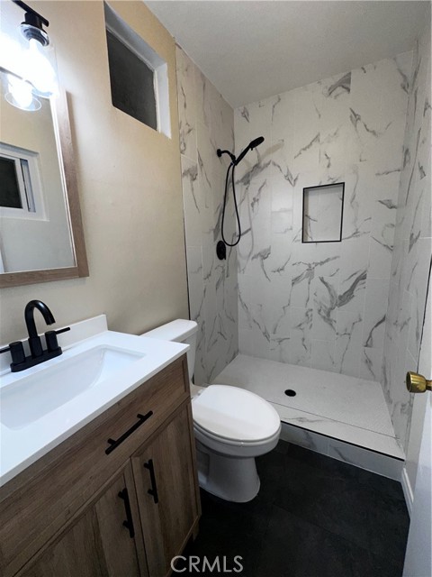27820 Ferguson Drive, Castaic CA: https://media.crmls.org/medias/60daa0fa-227c-4f05-a98c-25ba1c08bc26.jpg
