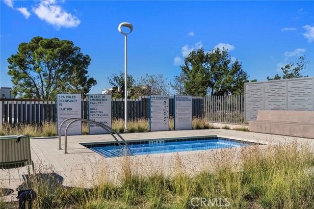 Detail Gallery Image 58 of 75 For 163 Crossover, Irvine,  CA 92618 - 4 Beds | 3/1 Baths