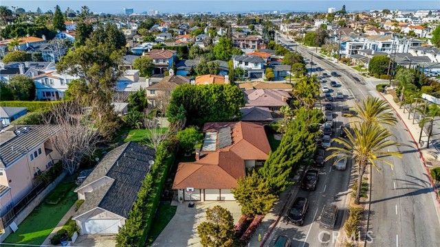 1769 Nelson Avenue, Manhattan Beach, California 90266, 4 Bedrooms Bedrooms, ,2 BathroomsBathrooms,Residential,For Sale,Nelson,SB24055683