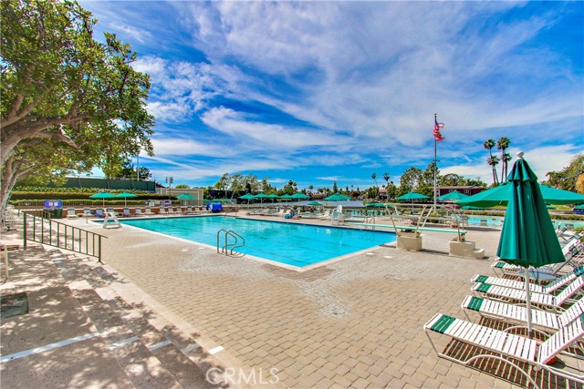 Detail Gallery Image 27 of 28 For 22831 Costa Bella, Lake Forest,  CA 92630 - 5 Beds | 3 Baths