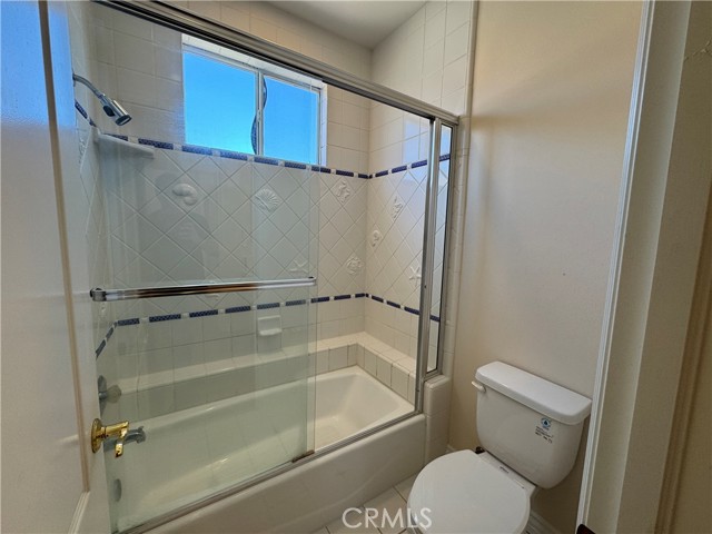 Detail Gallery Image 18 of 26 For 2118 Clark Ln a,  Redondo Beach,  CA 90278 - 4 Beds | 3/1 Baths