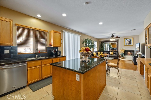 39243 Nicole Drive, Palmdale CA: https://media.crmls.org/medias/60dd3110-2b7c-4eb3-9afd-b17dd6c8063c.jpg
