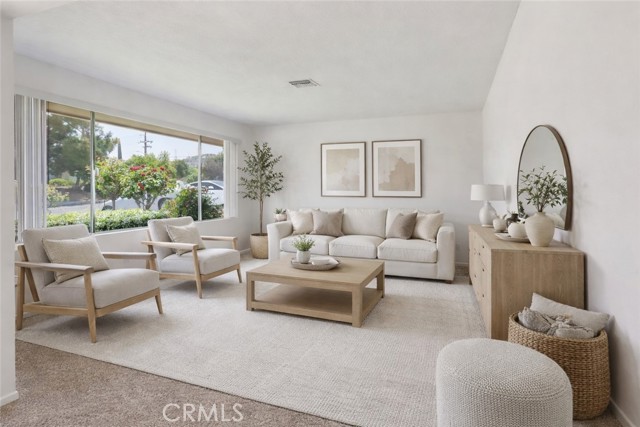 Detail Gallery Image 4 of 42 For 11466 Richardson, Loma Linda,  CA 92354 - 4 Beds | 2/1 Baths