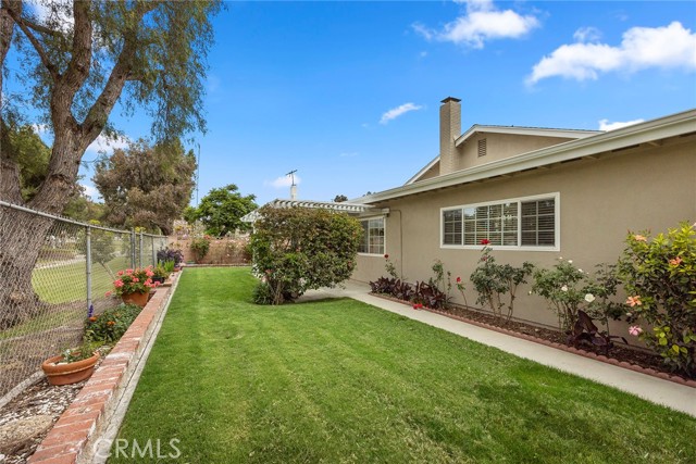 Detail Gallery Image 33 of 38 For 5931 Amberdale Dr, Yorba Linda,  CA 92886 - 3 Beds | 2 Baths