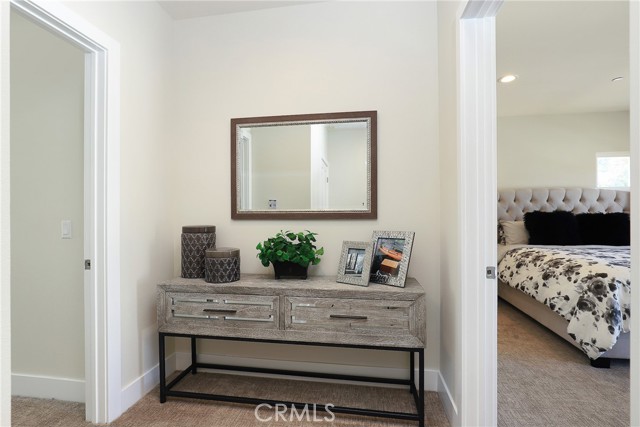 6 Oakmont Street, Phillips Ranch CA: https://media.crmls.org/medias/60ddc174-6fdd-4998-be40-dede0438389b.jpg