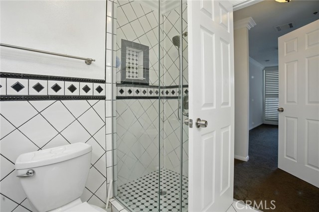 121 S Hope Street, Los Angeles CA: https://media.crmls.org/medias/60dfafe2-98c0-4807-88fb-be124f629a9b.jpg