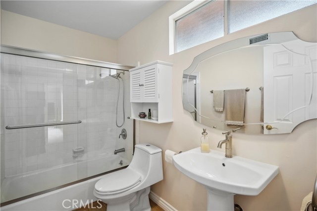 Detail Gallery Image 44 of 56 For 11300 Dulcet Ave, Porter Ranch,  CA 91326 - 5 Beds | 3 Baths