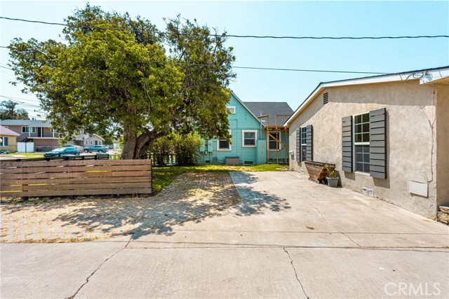 522 N Clark Street, Orange CA: https://media.crmls.org/medias/60dfffe1-ac00-4108-9475-a1de75bb04b7.jpg